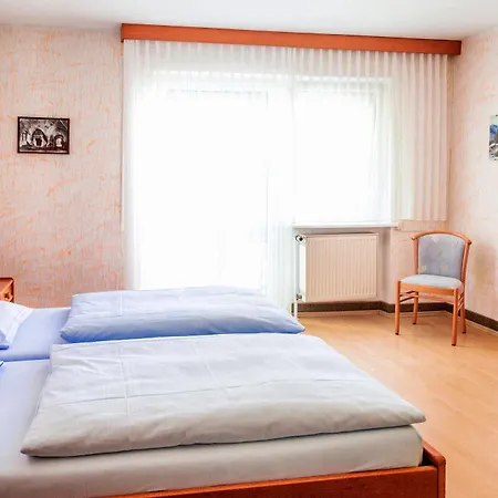 Ertl בית הארחה 3*